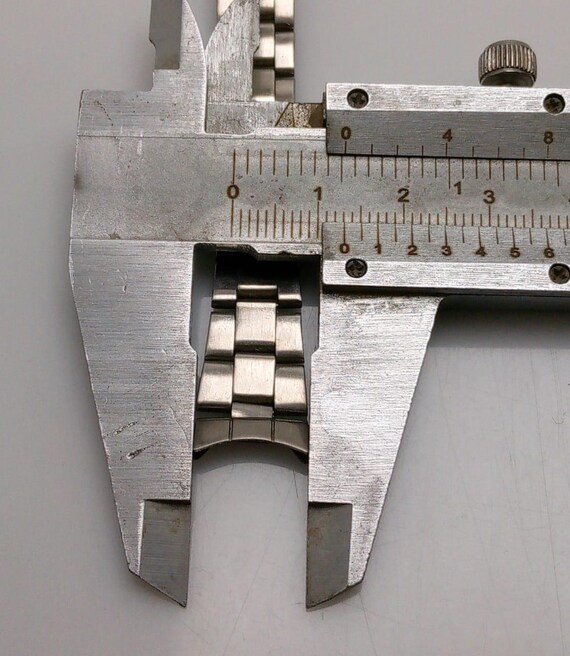 13 Mm Seiko Z5346.E Oyster Style Curved End Links Vintage Women's