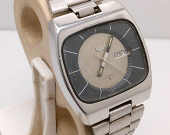 Vintage Citizen Quartz CQ 6101-S12525 Black Dial Day/date Men's