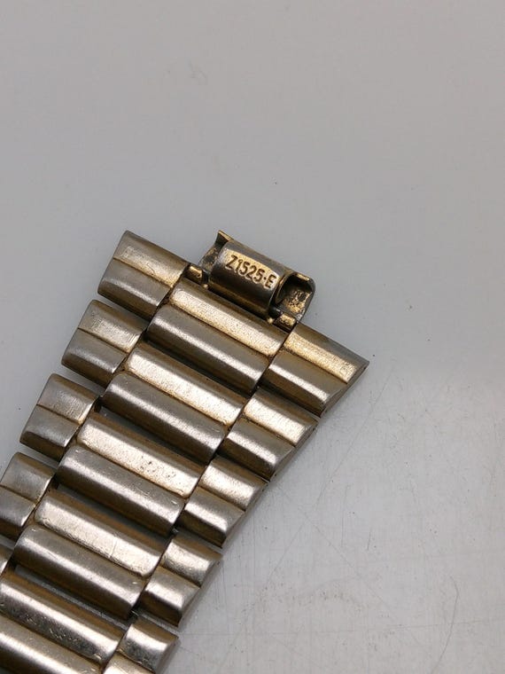 10 Mm Seiko Z1525.E Stainless Steel Vintage Men's Watch Bracelet