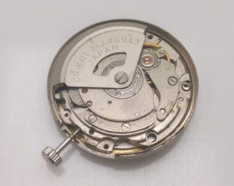 Orient Automatik 46943 Vintage Uhrwerk für Teile NSR247LKM2