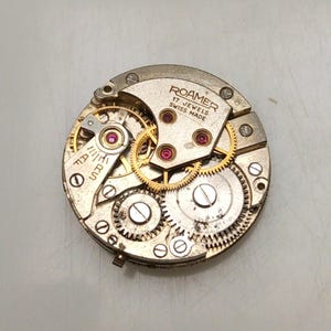 Roamer MST-371 Manual Winding Vintage Watch Movement NSR321GLK1 image 1