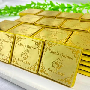 Quinceanera Plexiglas Schokoladenbevorzugung, Hochzeit Gastgeschenke für Gäste, Verlobungsschokolade, Spiegel Madeleine Schokolade, maßgeschneiderte Schokolade