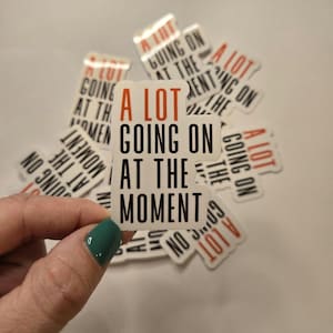 Viel los im Moment Sticker