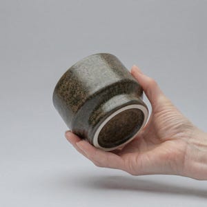 Molde de yeso para colada en barbotina para taza de cerámica. Suministros para estudio de cerámica y colada en barbotina. Taza-V-188