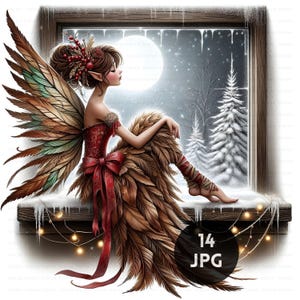 Pode incluir: Ilustração digital de uma fada com asas de penas e um vestido vermelho, sentada numa janela com neve. A fada tem cabelo castanho e é adornada com bagas. O fundo mostra uma paisagem de inverno com lua cheia e árvores cobertas de neve. A imagem inclui o texto "14 JPG".
