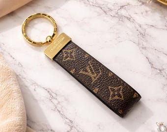 Upcycled Luxury Style Keychain, Gold Chain Keychain