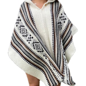 Geometric tribal design | Wool Handmade Poncho | Men or Women | One Size | Hooded Poncho | Lightweight | Warm Soft Texture