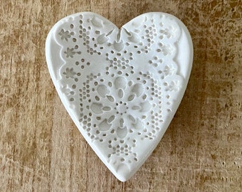 Lace Heart Dish, Handmade Ceramic Heart Dish, Little Lace Heart Dish, Heart Ring Dish, White Lace Heart Dish