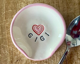 Gigi Teaspoon Rest, Gift For Gigi, Gigi Spoon Rest, Gigi Gift, Handmade Spoon Rest, Coffee Spoon Rest, Teaspoon Rest, Ceramic Spoonrest