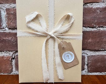 Blind Date with a Book: Eco-Wrapped Literary Surprise
