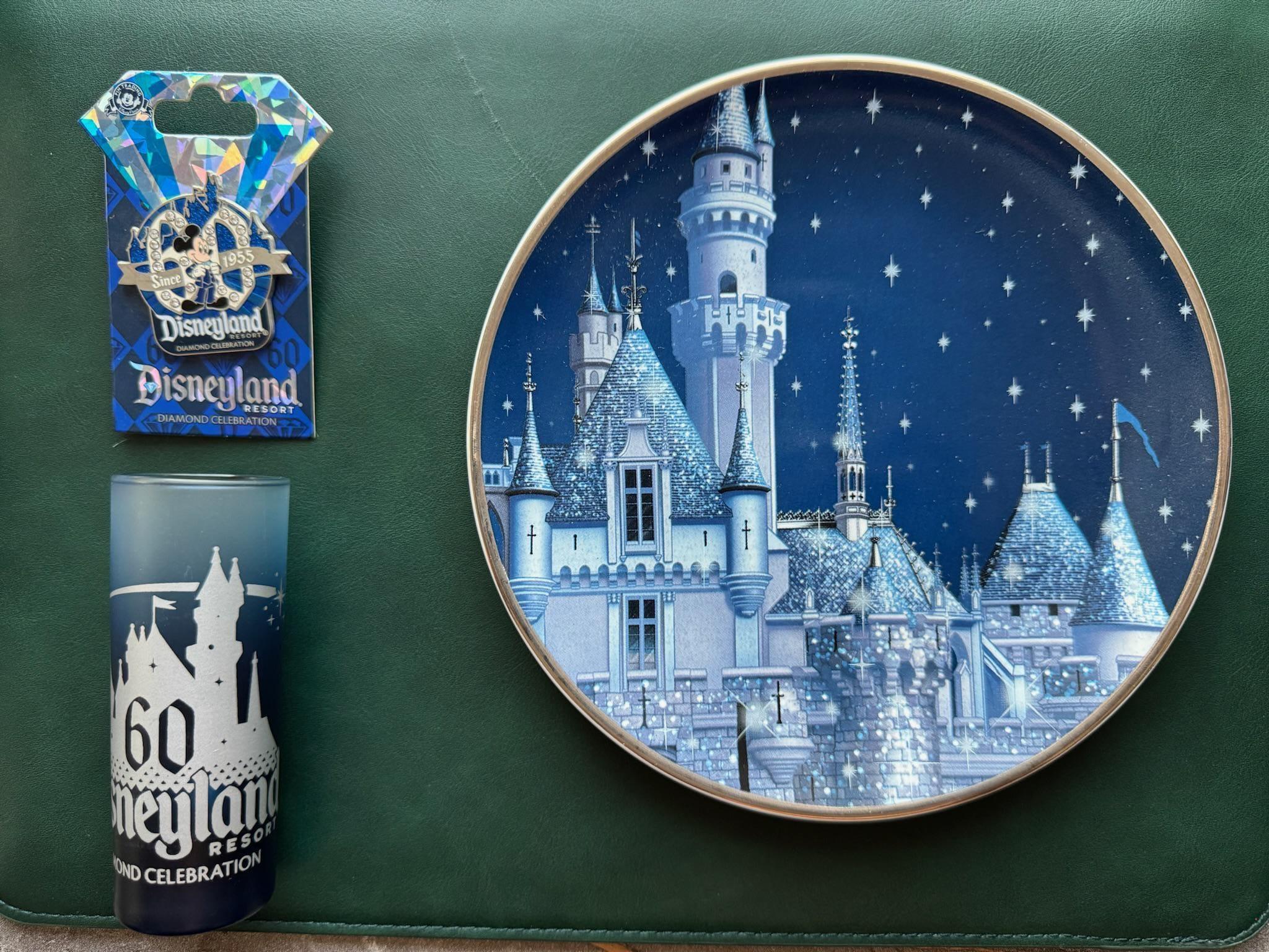 【限定】60th Disneyland Celebration Disneyland 60th Anniversary Diamond Celebration Collector's Bundle