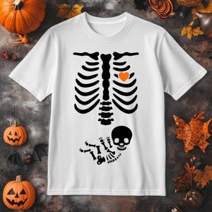 Halloween Maternity Shirt, Skeleton Maternity Shirt, Baby Announcement, Pregnancy Reveal, New Mom Shirt, Pregnant TShirt, Pregnancy Shirt