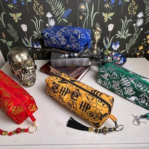 Wizarding School house medium zipper bag