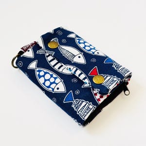 Portefeuille en tissu de poisson du Japon | porte-monnaie zippé multi-poches | Porte-cartes en tissu | Portefeuille coloré | petit sac à main femme | Portefeuille océan