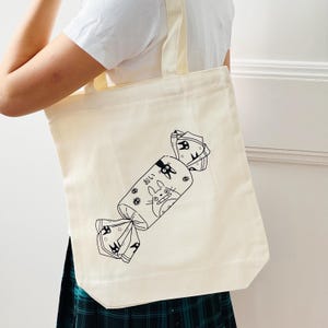 Totoro & KiKi Art Tote Bag mit REISSVERSCHLUSS und INNENTASCHE | Dicke Stofftasche | Handgemachte Tasche | Qualitätstasche | Jutebeutel | Einkaufstasche | Ghibli