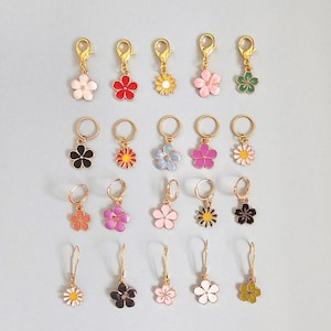 Wildflowers Stitch Markers Set of 5, 10, 20 Small Flower Charms Knitting Crochet Stitch Markers Progress Keepers Stitch Counter Place Marker