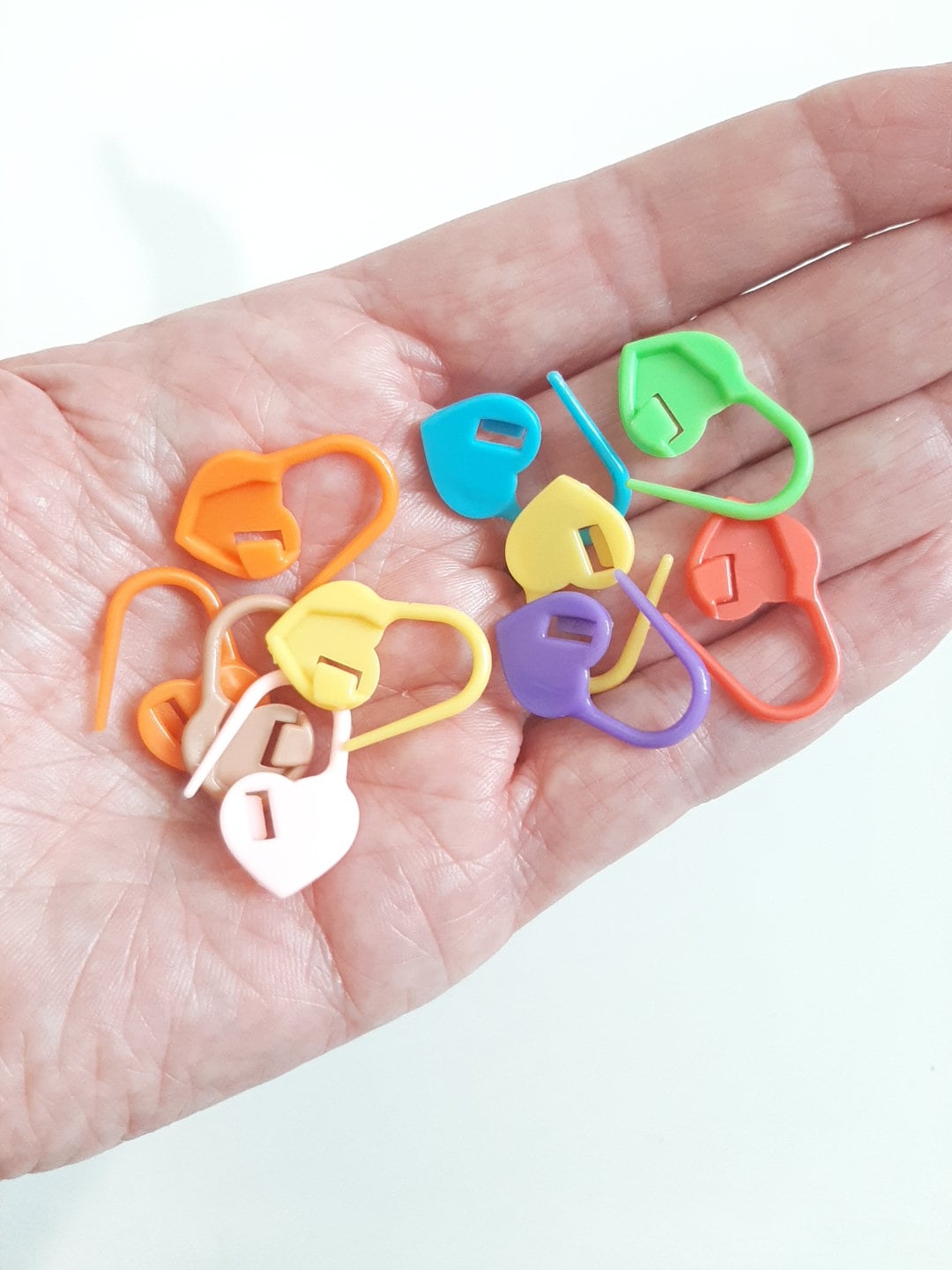 Heart Stitch Markers Set of 10, 25, 50 Random Color Plastic