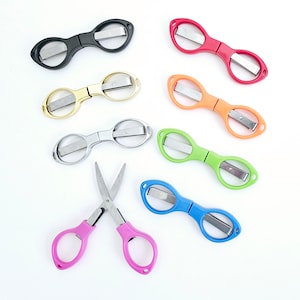 Folding Craft Scissors Retractable Shears for Travel Thread Trimmer Sharp Yarn Cutter Mini Scissors for Yarn, Nurses, Embroidery, Sewing