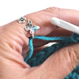 Solid 925 Sterling Silver Yarn Ring Colorful Butterfly Flower Adjustable Resizeable 7-10 Crochet Ring Beginner Knit Gift Yarn Guide Tool