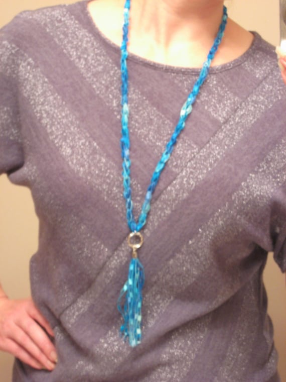Trellis Ladder Yarn Crochet Pattern Long Tassel Necklace Instructions Tutorial