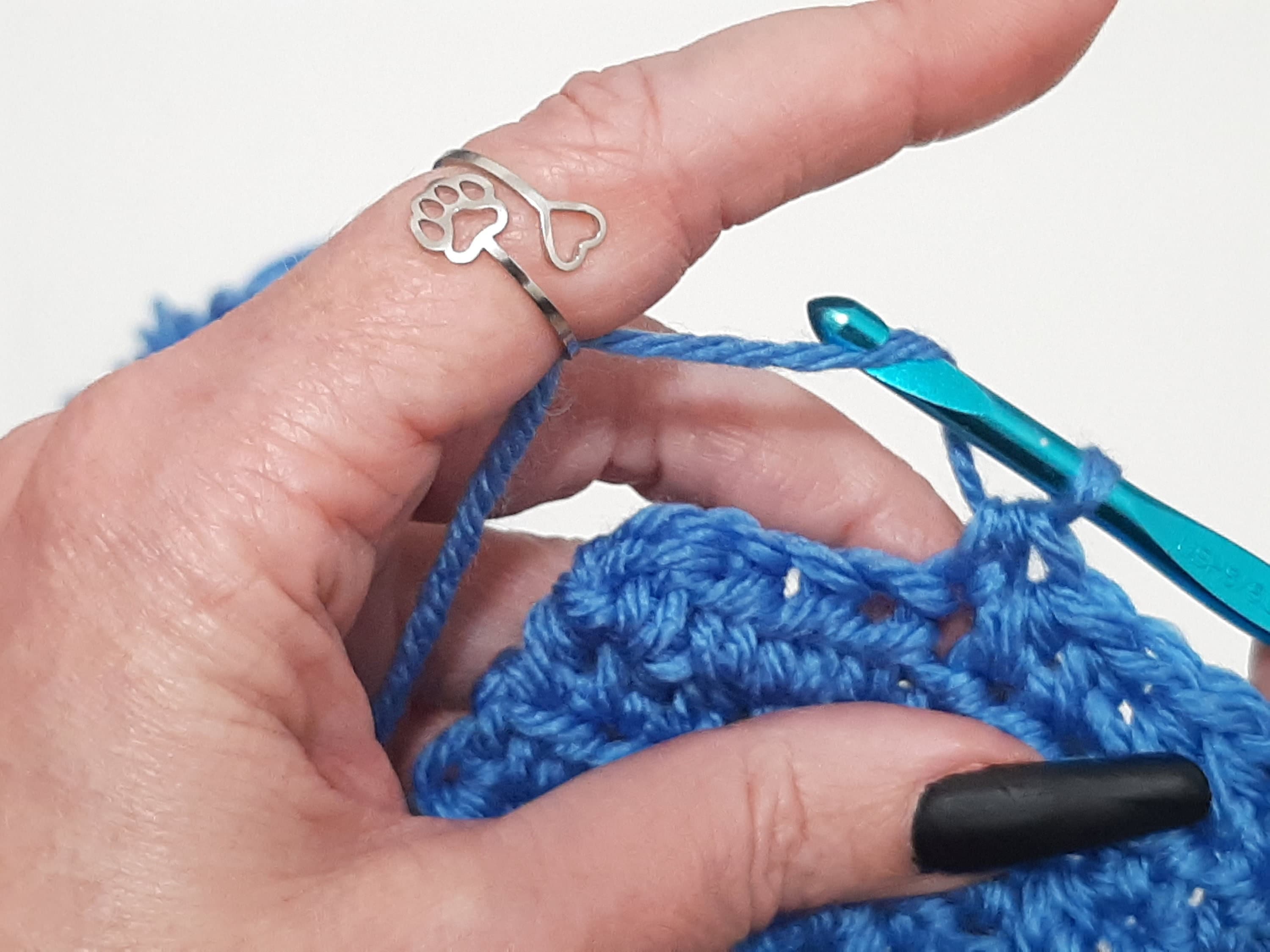 Yarn Ring Cat Kitty Ears Adjustable Size Crochet Ring Beginner Knitting Hot