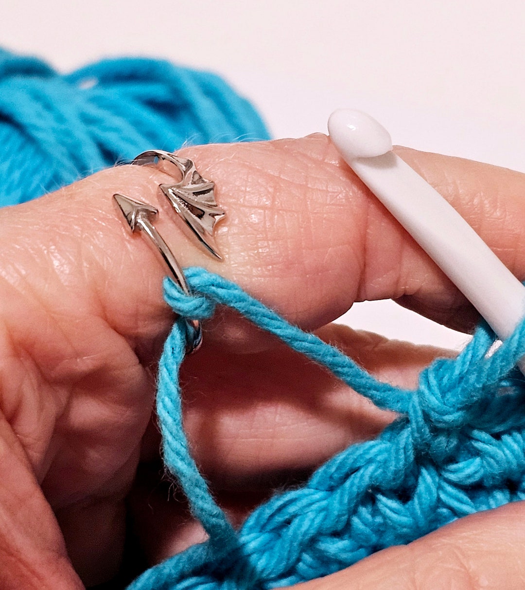 14-Piece Crochet Tension Ring Set - Adjustable Yarn Guide Rings For Knitting