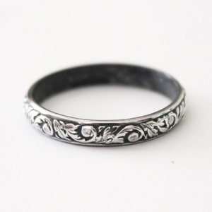 Ring - Victorian Floral Ring Band - Sterling Silver 925 - Flur de Lis - Women's Wedding Band - Promise Ring - Shabby Chic - Vintage - Patina