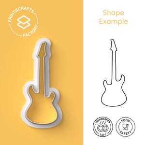 Pode incluir: Cortador de biscoitos branco em forma de guitarra sobre um fundo amarelo. O cortador tem um contorno detalhado de uma guitarra. A imagem também inclui um desenho a traço de uma guitarra e o texto "Shape Example". O cortador é rotulado como "Dishwasher Safe" e "Food Safety".