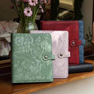 Couverture de journal rechargeable A4/A5/B5, carnet de notes en cuir gravé, classeur A5 personnalisé 6 anneaux, couverture de classeur A5 personnalisée, cadeau pour femme