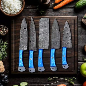Handmade Damascus Steel Kitchen Knife Set: Blue Resin Handles, 5-Piece Chef Knives