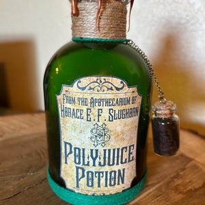 Poly Juice Potion | Wizarding World | color changing | Bookshelf decor | Halloween decor | Harry