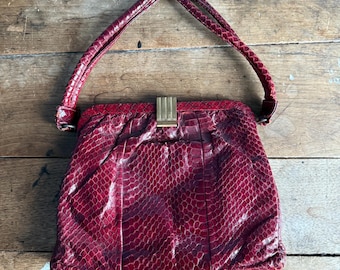 Vintage 1940s Deep Red Snakeskin Reptile Purse