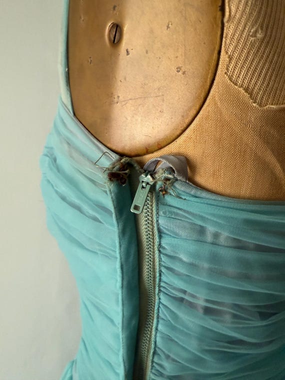 Vintage 1950s Sleeveless Nylon Evening Gown - image 5