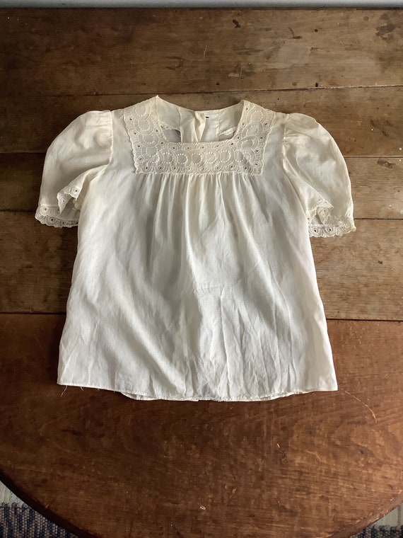 Vintage 1930s Women's White Eyelet Cotton Blouse