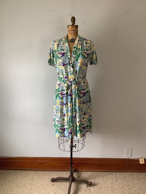 Vintage 1940s Tropical Rayon Novelty Print Dress