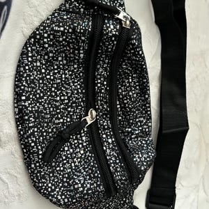 black/silver hip bag