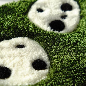 Close up of Kodama tufted rug, soft high pile acrylic texture