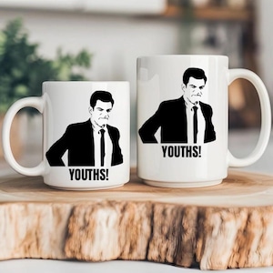 Taza divertida de la nueva chica Schmidt ¡JÓVENES!