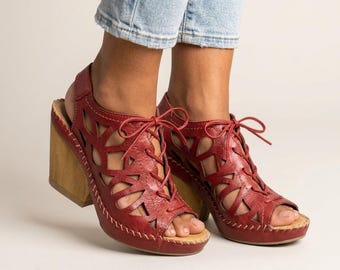 VTG LOBO SOLO Rot Leder Keil Sandalen Wms 7 Lace Up Laser Cut Boho Blockabsatz