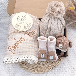 Newborn Christmas Gift Set, Baby Gift Box, Baby Shower Gift Box, Baby Girl Present, New Baby Gift Box, New Baby Shower Gift Basket