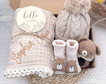 Newborn Christmas Gift Set, Baby Gift Box, Baby Shower Gift Box, Baby Girl Present, New Baby Gift Box, New Baby Shower Gift Basket
