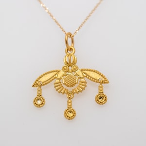 Solid gold Bee Necklace Ancient Greek Bee pendant Minoan bee Charm from Crete 9k 14k or 18k solid gold Statement Jewelry image 3