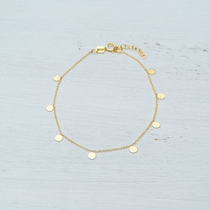 Gold Discs Bracelet in Solid Gold / Minimal Coin Jewelry / Layering, Anniversary Gift / Dainty Bracelet