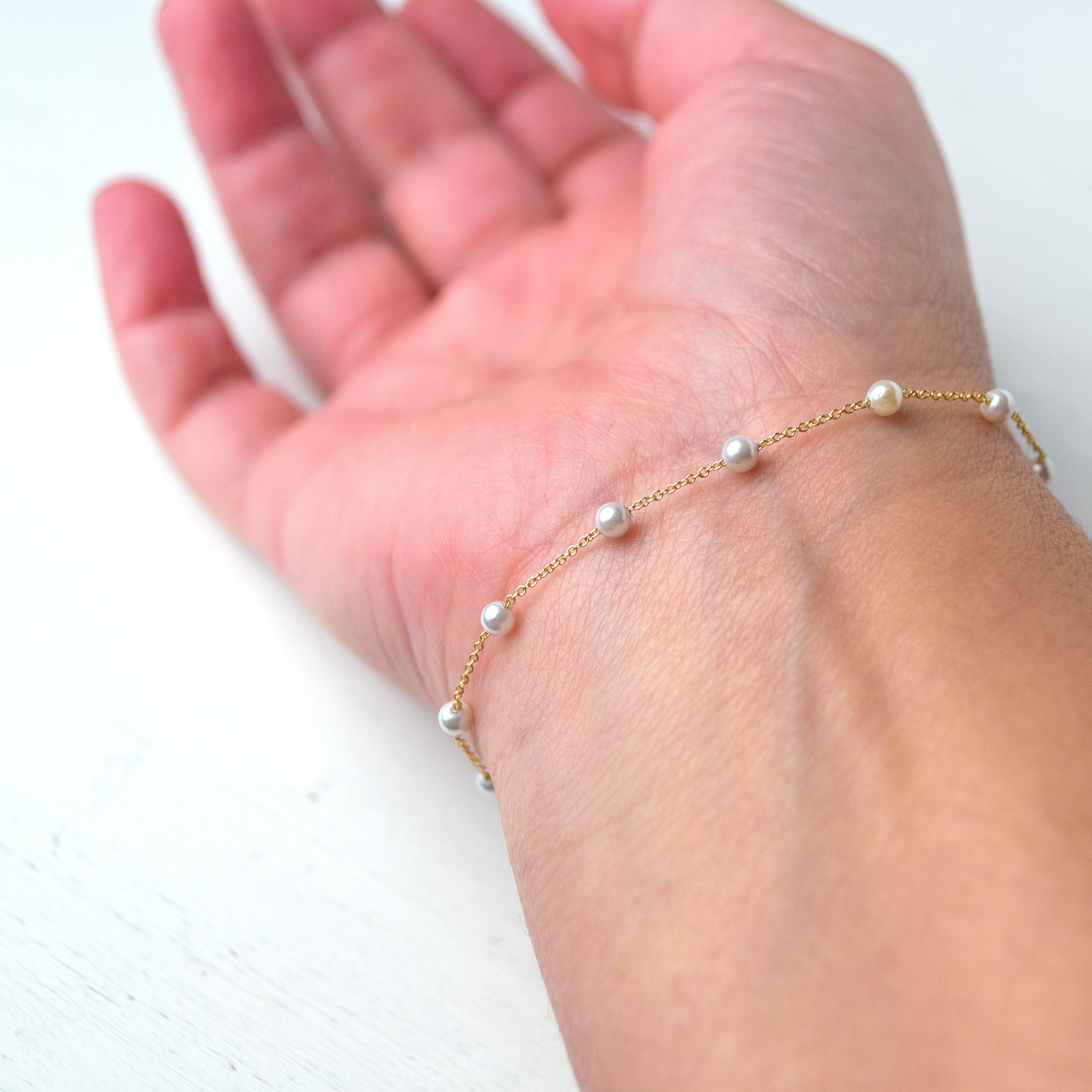 Pearl Bracelet in Solid Gold / Minimal Bridal Jewelry / 3mm