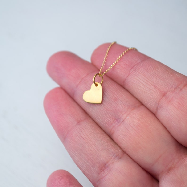 Solid Gold Heart Necklace with Initial / Personalized Pendant / 9k 14k 18k gold image 3