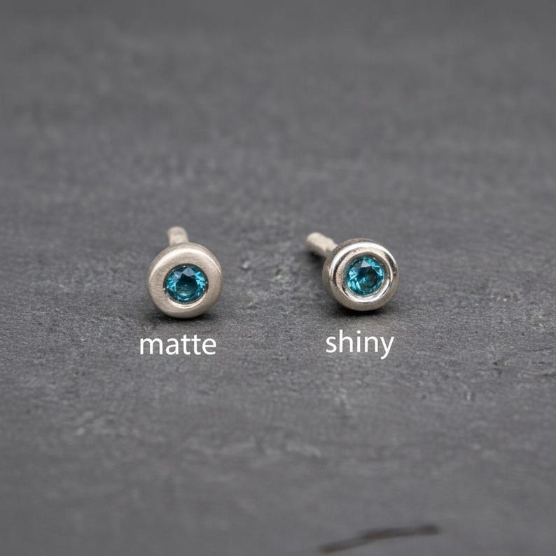 Maleńki kolczyk z litego złota z kamieniem szlachetnym: pojedynczy minimalistyczny kolczyk, diament, 9k 14k 18k 207H-S zdjęcie 9