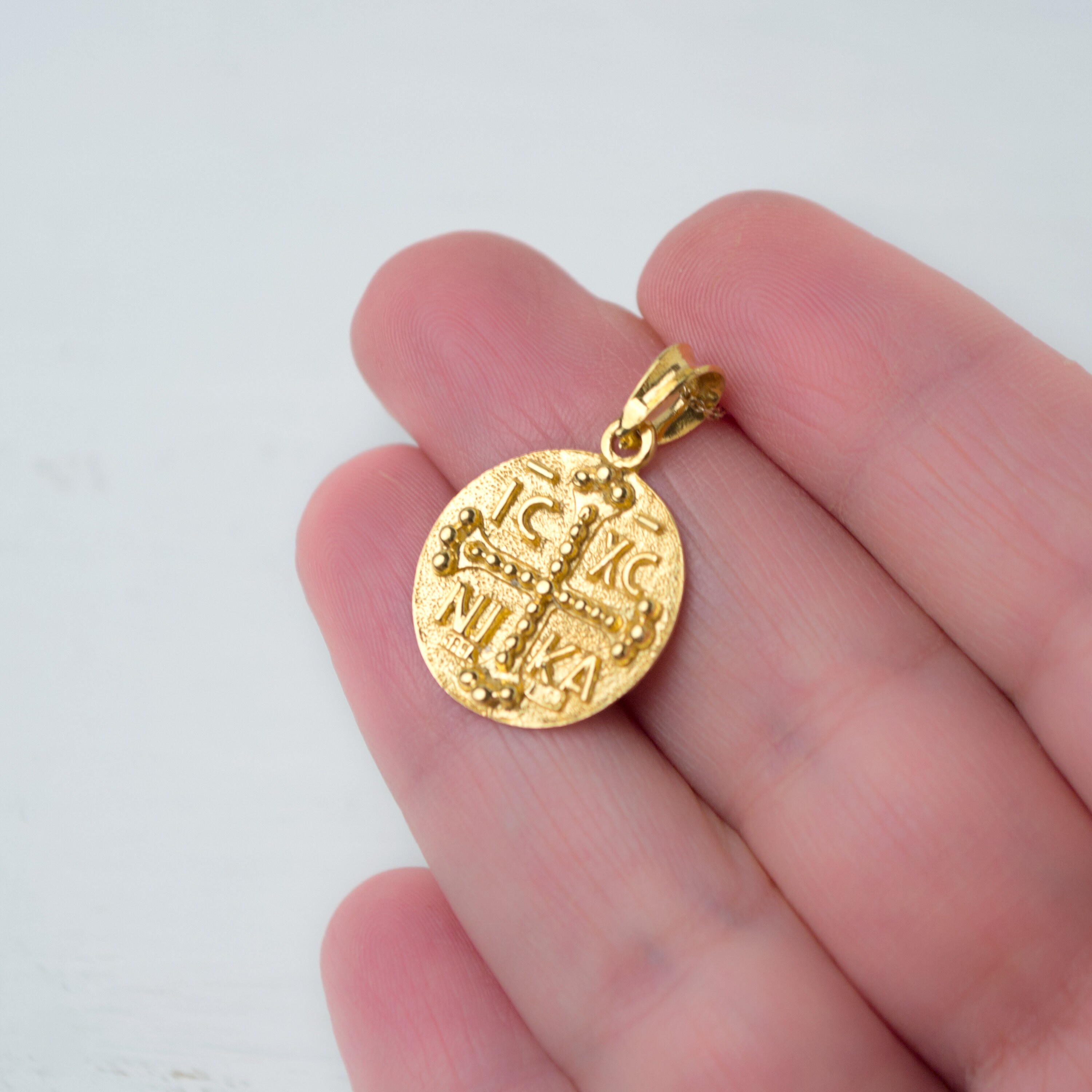 Constantine Coin Pendant / 9k, 14k, 18k Solid Gold Byzantine Constantine Coin Pendant / 9k, 14k, 18k Solid Gold Byzantine