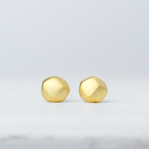 Solid Gold Pebble Earrings / Diamond Nugget Studs / Geometric Jewelry / Minimal Everyday Gift / Unisex image 1