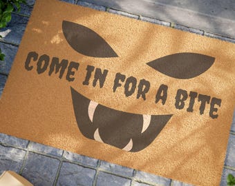 Halloween Doormat: Fun Horror 'Come In For A Bite' Welcome Mat