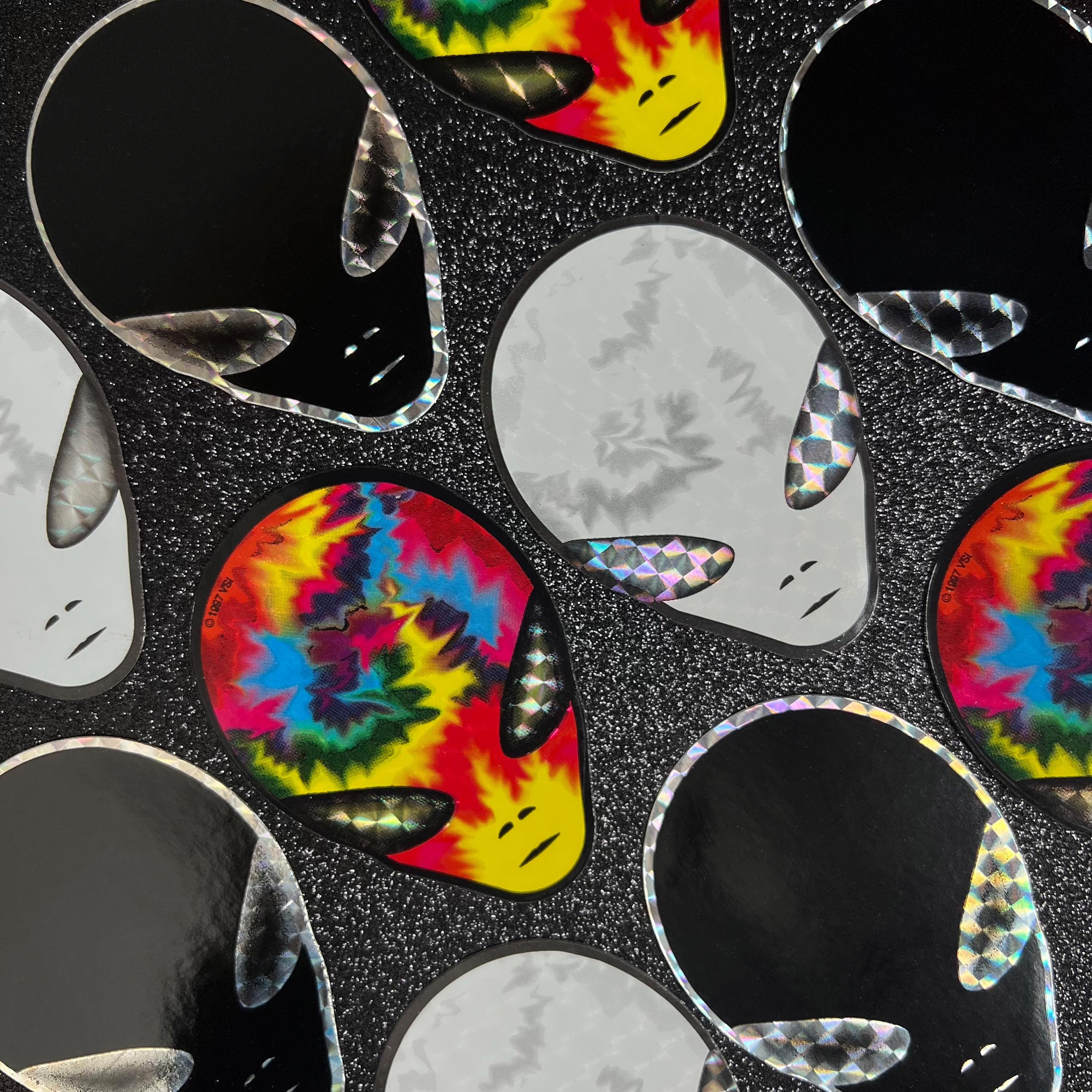 Vintage 90s Alien Head Nostalgic Y2K Vending Machine Prism